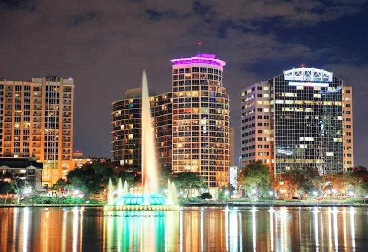 What to Expect from a New Orleans Airport Meet and Greet-regalblacklimo